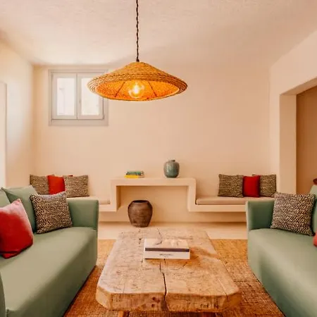 Soho Roc House Mykonos 5* פאראגה